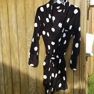 Pink VS black and white polka dot robe